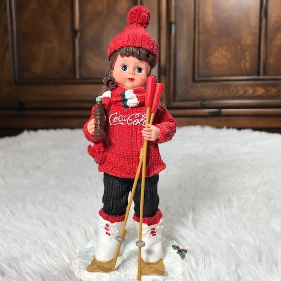 Vintage Coca-Cola x Madame Alexander "Doll Face" Winter Fun Figurine - Picture 2 of 10
